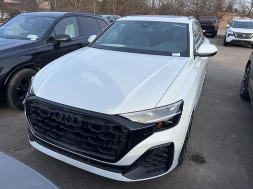 2026 Audi Q8 55 Premium Plus