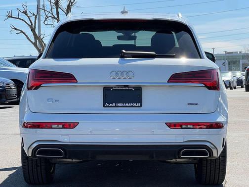2022 Audi Q5 45 S line Premium