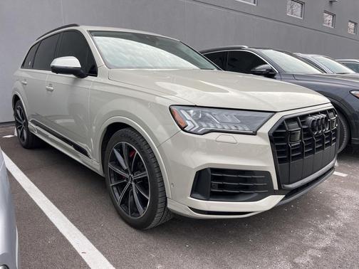 2022 Audi Q7 55 Prestige