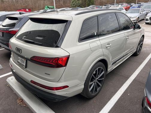 2022 Audi Q7 55 Prestige