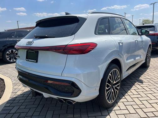 Glacier White Metallic 2026 Audi SQ5 3.0T Premium Plus