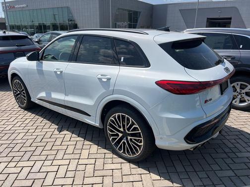 Glacier White Metallic 2026 Audi SQ5 3.0T Premium Plus