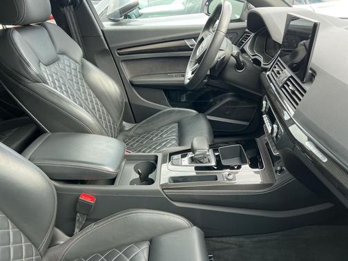 2023 Audi SQ5 3.0T Premium Plus