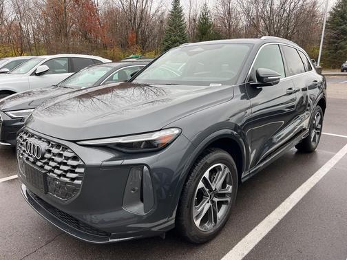 2025 Audi Q5 2.0T Premium Plus