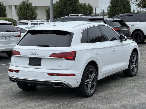 2022 Audi Q5 55 S line Premium