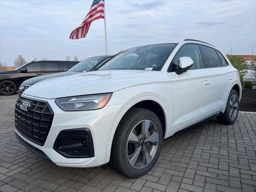 2025 Audi Q5 40 Premium