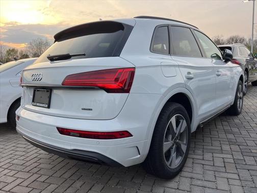2025 Audi Q5 40 Premium