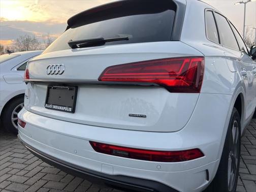 2025 Audi Q5 40 Premium