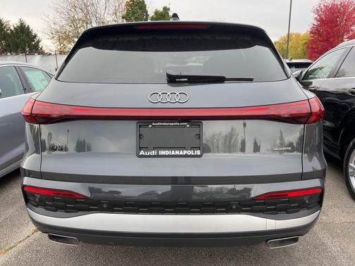 2025 Audi Q5 Premium TFSI quattro S tronic