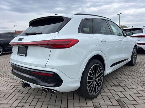 Glacier White Metallic 2026 Audi SQ5 3.0T Premium Plus