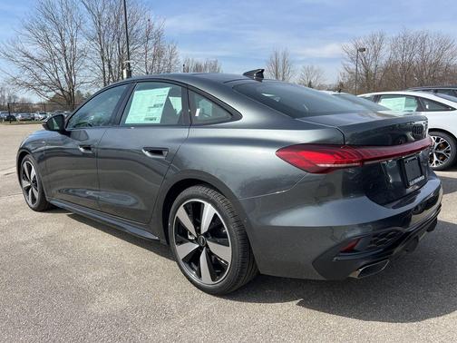 Daytona Gray Pearl Effect 2026 Audi A5 Premium Plus