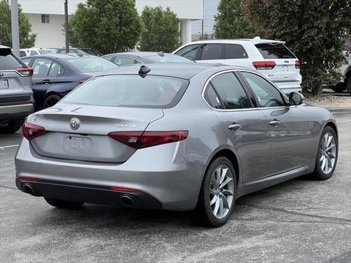 2017 Alfa Romeo Giulia Ti
