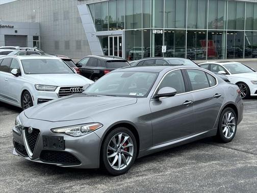 2017 Alfa Romeo Giulia Ti