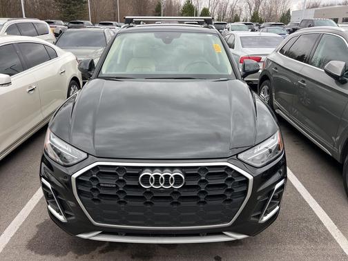 2023 Audi Q5 45 S line Premium Plus