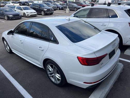 2017 Audi A4 Season of Audi Premium