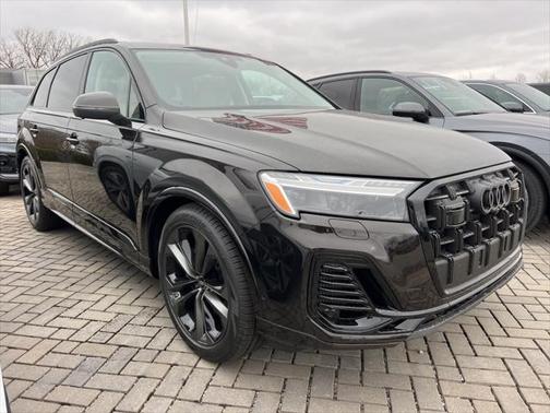 2025 Audi Q7 55 Prestige