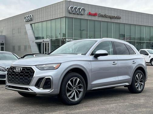 2023 Audi Q5 45 S line Premium Plus
