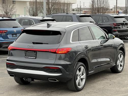 2025 Audi Q5 Premium Plus TFSI quattro S tronic