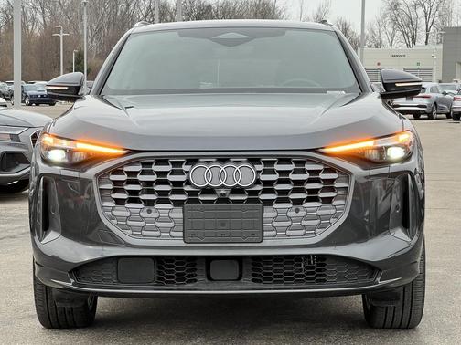 2025 Audi Q5 Premium Plus TFSI quattro S tronic