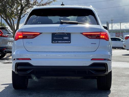 2024 Audi Q3 45 S line Premium Plus