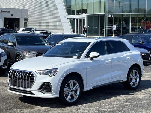2024 Audi Q3 45 S line Premium Plus