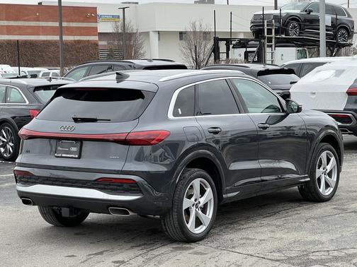 2025 Audi Q5 Premium Plus TFSI quattro S tronic