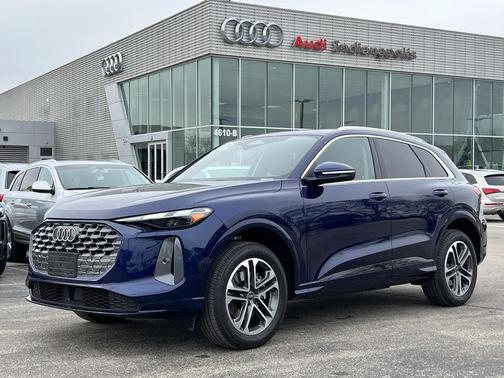 2025 Audi Q5 Premium TFSI quattro S tronic