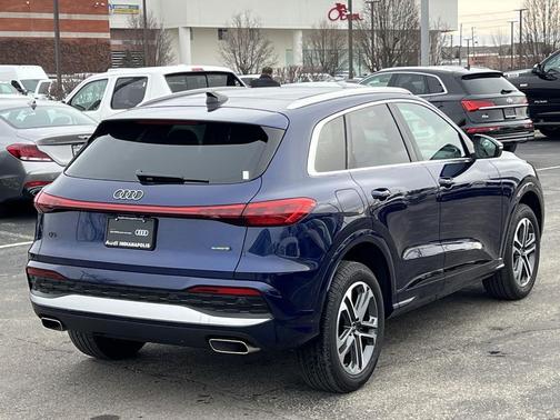 2025 Audi Q5 Premium TFSI quattro S tronic