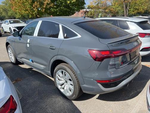 2024 Audi SQ8 4.0T Premium Plus