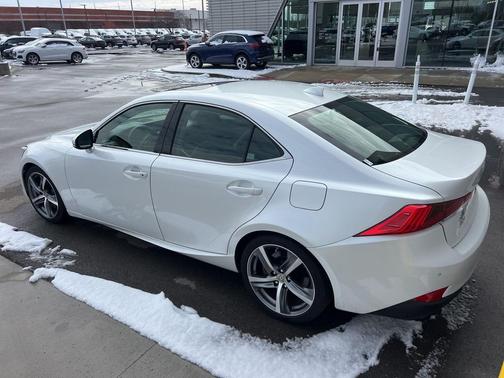 2017 Lexus IS 300 Base