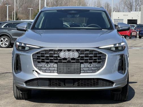 2025 Audi Q5 Premium Plus TFSI quattro S tronic