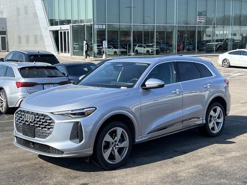 2025 Audi Q5 Premium Plus TFSI quattro S tronic