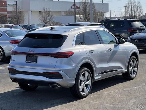 2025 Audi Q5 Premium Plus TFSI quattro S tronic