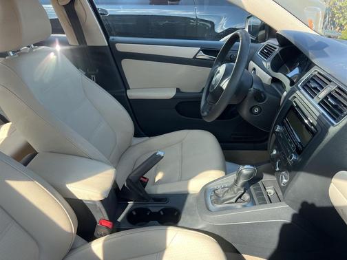 2011 Volkswagen Jetta SE