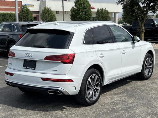 2023 Audi Q5 45 S line Premium