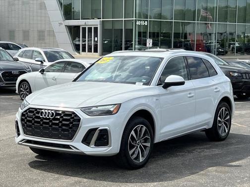 2023 Audi Q5 45 S line Premium