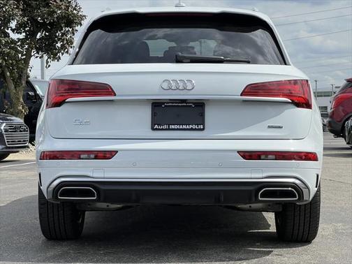 2023 Audi Q5 45 S line Premium