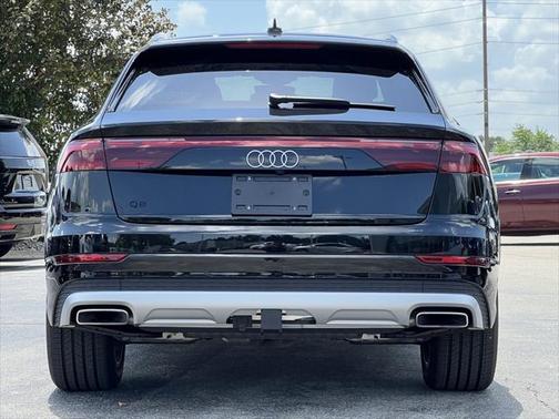 2024 Audi Q8 55 Prestige