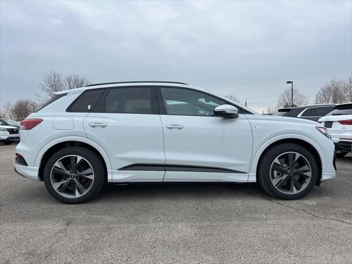 2025 Audi Q4 e-tron Premium