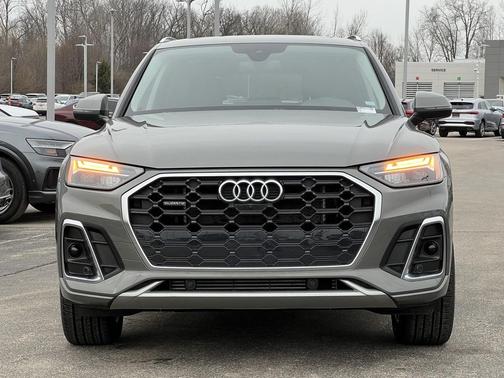 2023 Audi Q5 55 S line Premium Plus