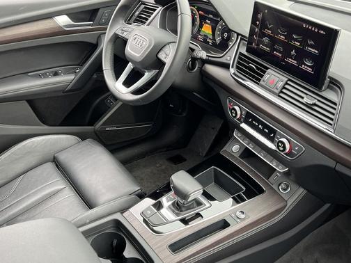 2023 Audi Q5 55 S line Premium Plus