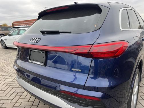 2025 Audi Q5 Premium Plus TFSI quattro S tronic