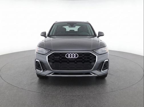 Chronos Gray Metallic 2023 Audi Q5 45 S line Premium Plus