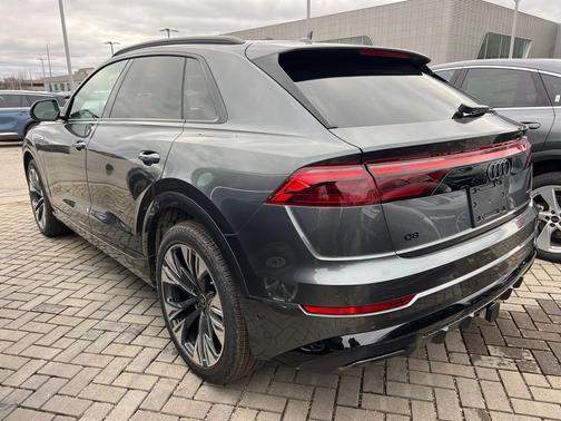 2026 Audi Q8 55 Premium Plus