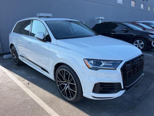 2023 Audi Q7 55 Prestige