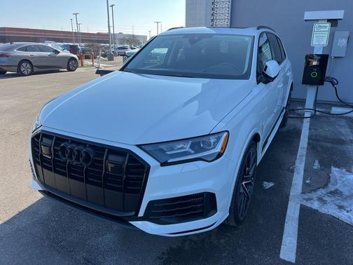 2023 Audi Q7 55 Prestige
