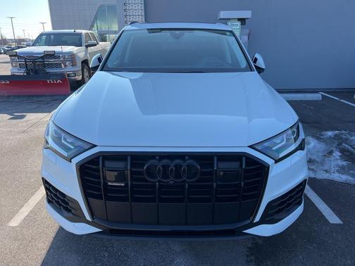 2023 Audi Q7 55 Prestige