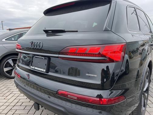 2026 Audi Q7 55 Prestige