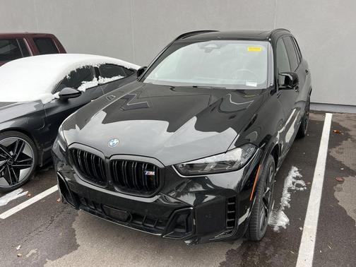 2024 BMW X5 M60i