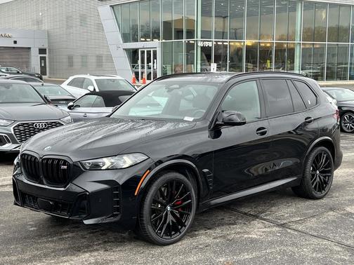 2024 BMW X5 M60i